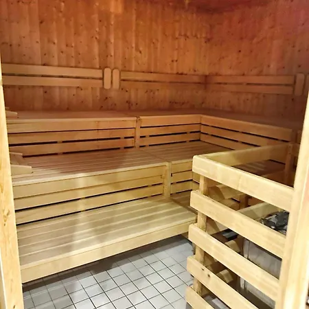 Daire 2 Mit Pool Im Haus *